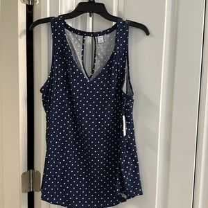 Old Navy NWT sleeveless blouse navy and white polka dot size Large